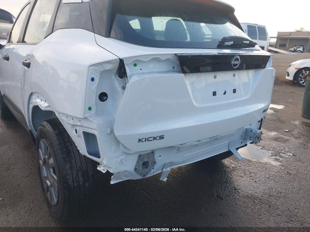 3N8AP6BB9SL389653 Nissan Kicks S Intelligent Awd