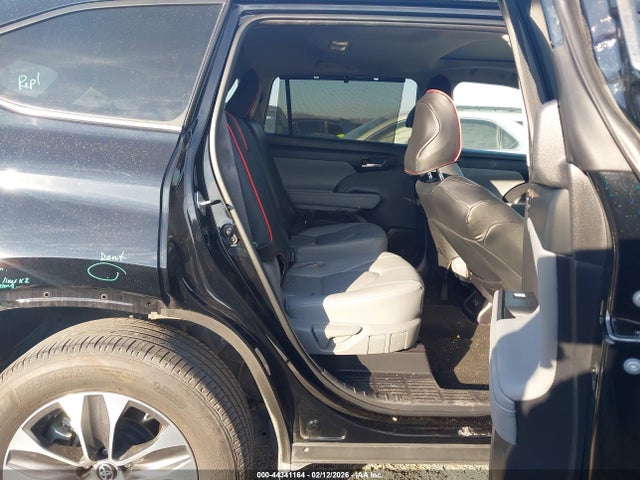 44341164 :رقم المزاد ، 5TDKDRBH2PS510118 vin ، 2023 Toyota Highlander Xle مزاد بيع