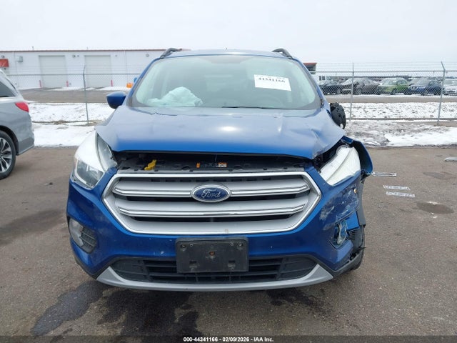 1FMCU9GD5JUA31099 Ford ESCAPE SE