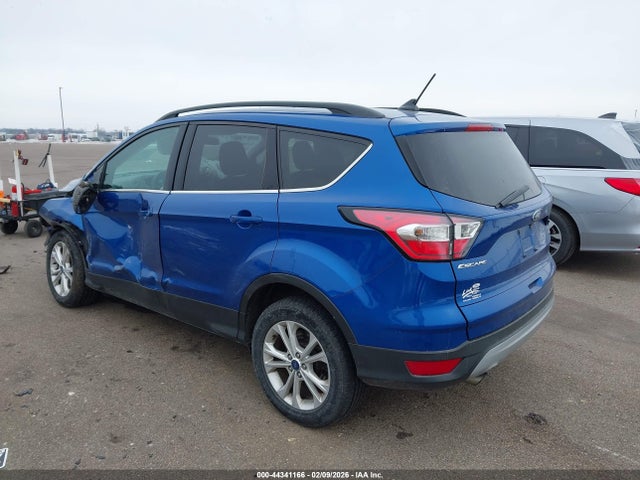1FMCU9GD5JUA31099 Ford ESCAPE SE