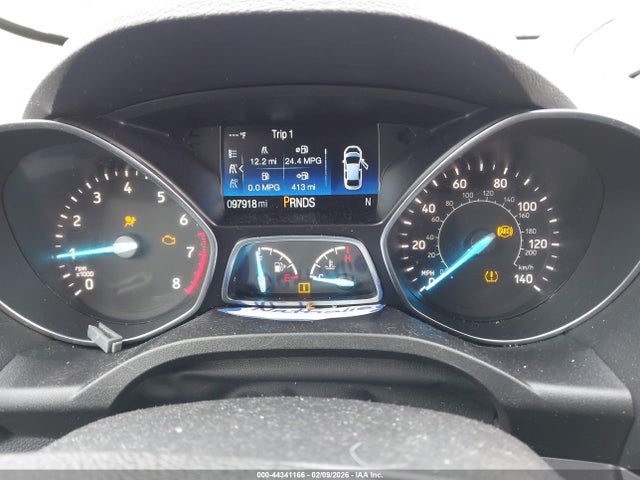 1FMCU9GD5JUA31099 Ford ESCAPE SE