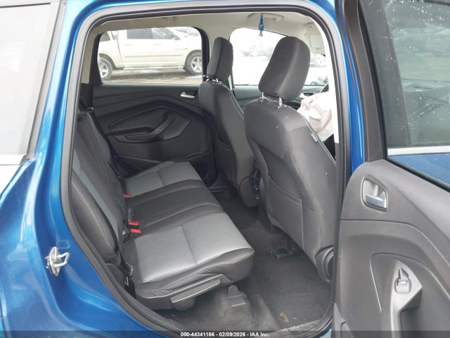1FMCU9GD5JUA31099 Ford ESCAPE SE