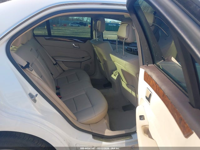 2014 Mercedes-benz E 350 მანქანა იყიდება აუქციონზე, vin: WDDHF5KB6EB027492, აუქციონის ნომერი: 44341167