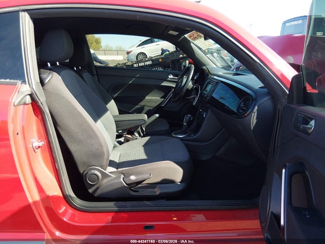 2019 VOLKSWAGEN BEETLE 3VWFD7AT3KM716758 Photo 4