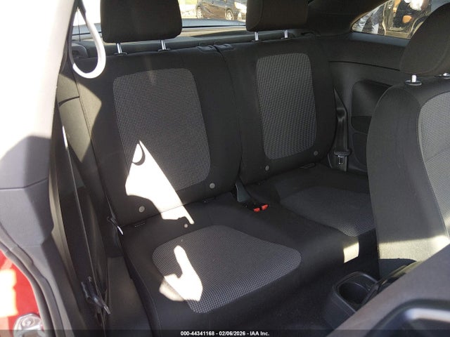 2019 VOLKSWAGEN BEETLE 3VWFD7AT3KM716758 Photo 7