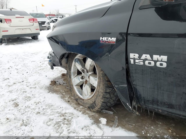 44341171 :رقم المزاد ، 1C6RR7GT9GS115501 vin ، 2016 Ram 1500 Big Horn مزاد بيع