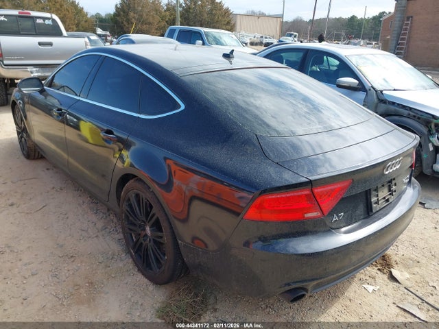 2012 AUDI A7 WAUYGAFC3CN132163 Photo 2