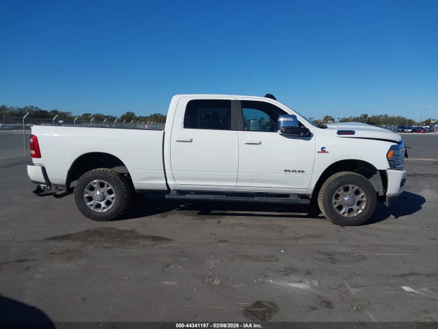 3C6UR5FL6RG195981 RAM 2500 Laramie 4x4 6&#039;4 Box