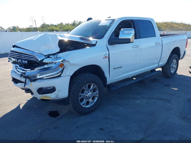 3C6UR5FL6RG195981 RAM 2500 Laramie 4x4 6&#039;4 Box