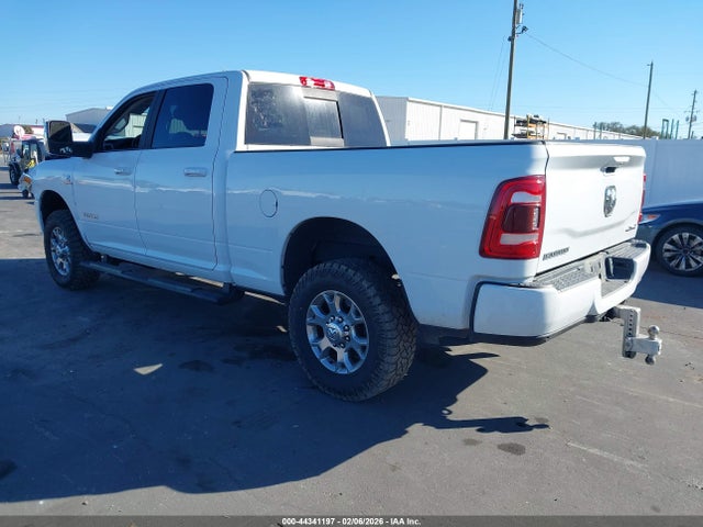 3C6UR5FL6RG195981 RAM 2500 Laramie 4x4 6&#039;4 Box