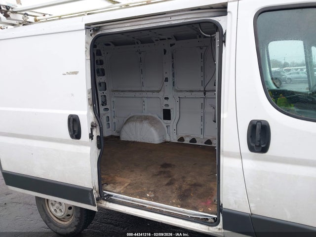 RAM Promaster 1500 Low Roof 2015 3C6TRVNG0FE500589 Image 8