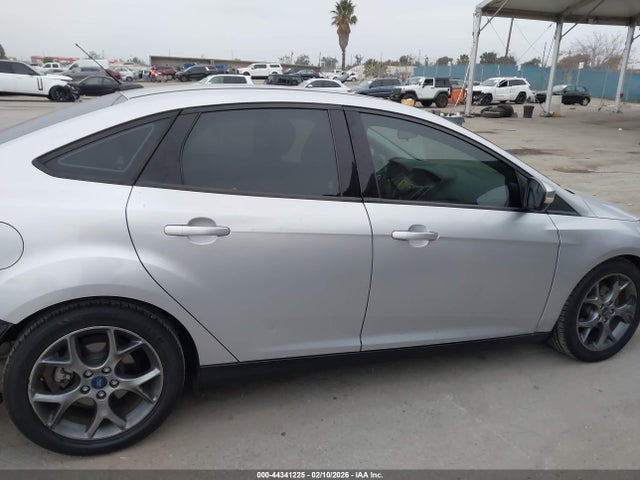Ford FOCUS SE 2014 1FADP3F27EL337204 Image 13
