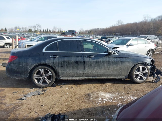 2020 Mercedes-benz E 350 მანქანა იყიდება აუქციონზე, vin: W1KZF8DB1LA847341, აუქციონის ნომერი: 44341230