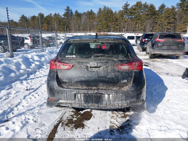 JTNKARJE9JJ572700 Toyota COROLLA IM