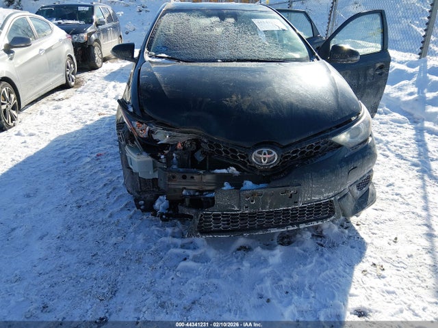 JTNKARJE9JJ572700 Toyota COROLLA IM