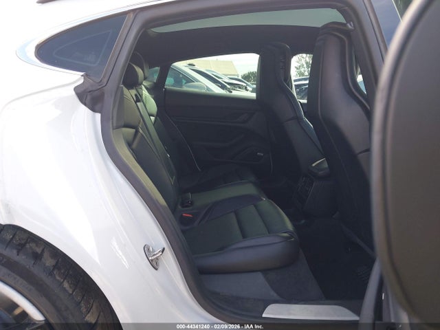 WP0AB2Y18LSA53807 Porsche TAYCAN 4S