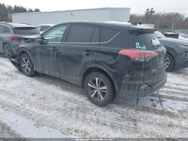 2T3RFREV9JW703849 Toyota Rav4 Xle