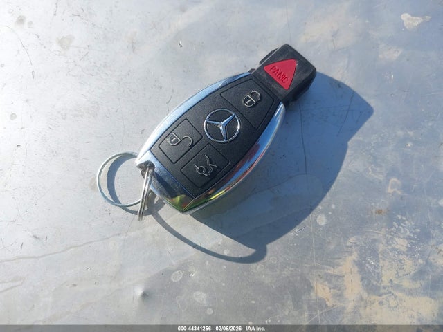 2011 Mercedes-benz Glk 350 მანქანა იყიდება აუქციონზე, vin: WDCGG5GB2BF584894, აუქციონის ნომერი: 44341256