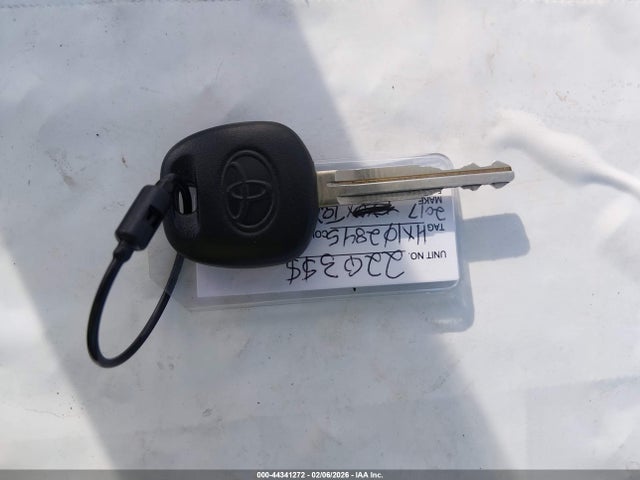 5TFRX5GN8HX102845 Toyota Tacoma Sr