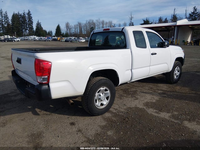 5TFRX5GN8HX102845 Toyota Tacoma Sr