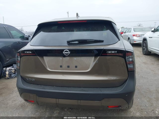3N8AP6CA7SL382397 Nissan Kicks Sv Fwd