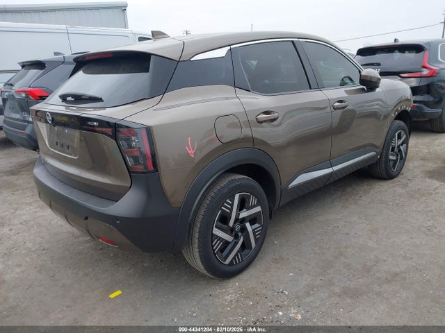 3N8AP6CA7SL382397 Nissan Kicks Sv Fwd