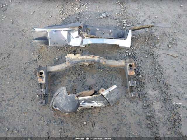 1GCVKREH2EZ203929 Chevrolet Silverado 1500 1lt/2lt