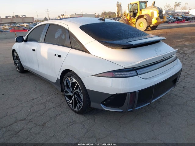 2024 HYUNDAI IONIQ 6 KMHM54AA4RA074008 Photo 2