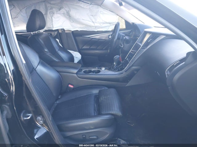 44341395 :رقم المزاد ، JN1FV7AP5GM421511 vin ، 2016 Infiniti Q50 3.0t Red Sport 400 مزاد بيع