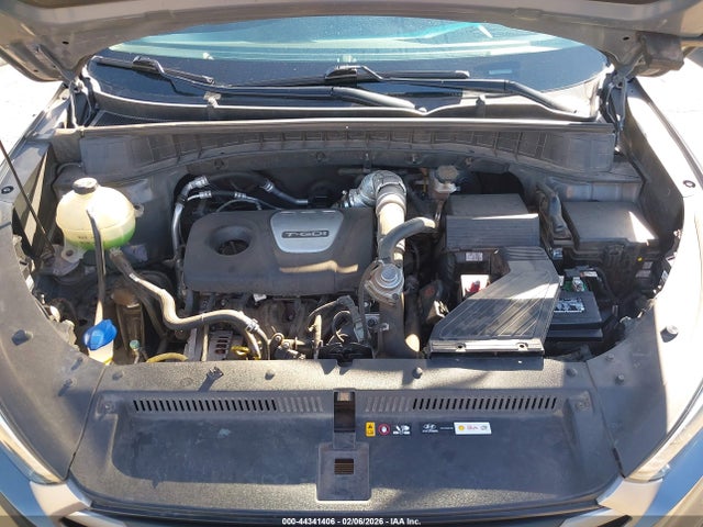 KM8J33A28HU364406 Hyundai Tucson Eco