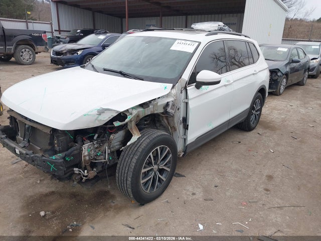 2019 VOLKSWAGEN TIGUAN 3VV3B7AX8KM160835 Photo 1