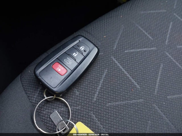 JTMRWRFV3SJ070179 Toyota Rav4 Hybrid Xle