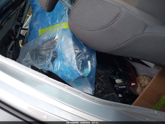 JTMRWRFV3SJ070179 Toyota Rav4 Hybrid Xle