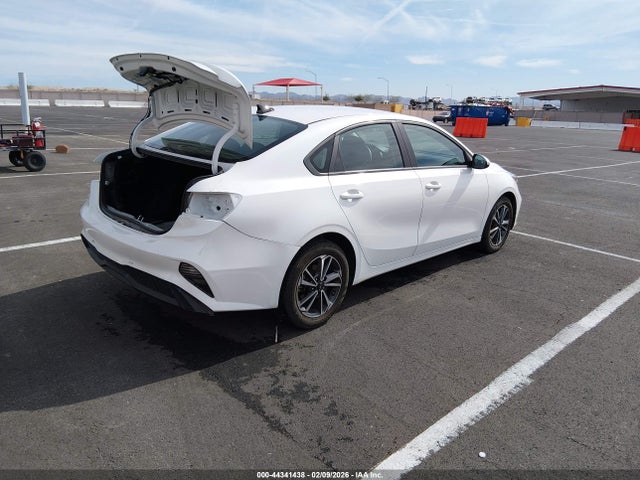 3KPF24AD4RE700539 KIA Forte Lxs