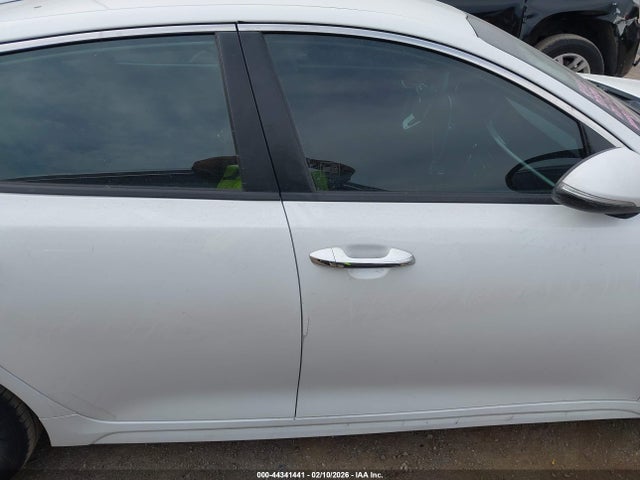 Auction sale of the 2019 Kia Optima Lx, vin: 5XXGT4L37KG299622, lot number: 44341441