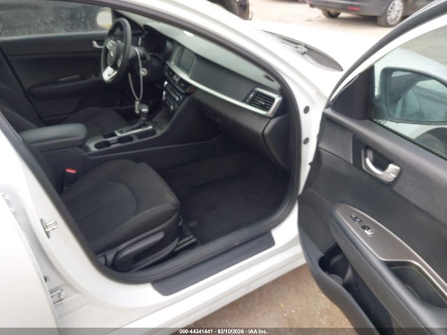 Auction sale of the 2019 Kia Optima Lx, vin: 5XXGT4L37KG299622, lot number: 44341441