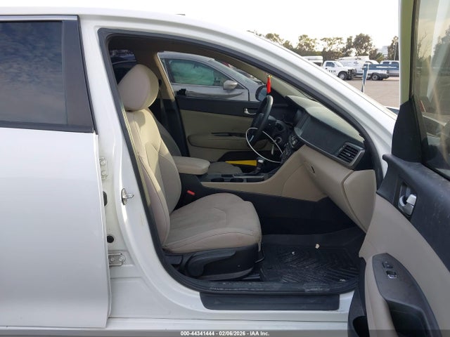 5XXGT4L33JG258869 KIA Optima Lx