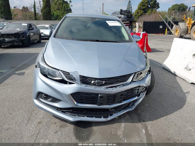 1G1BC5SM3J7178046 Chevrolet Cruze Ls Auto