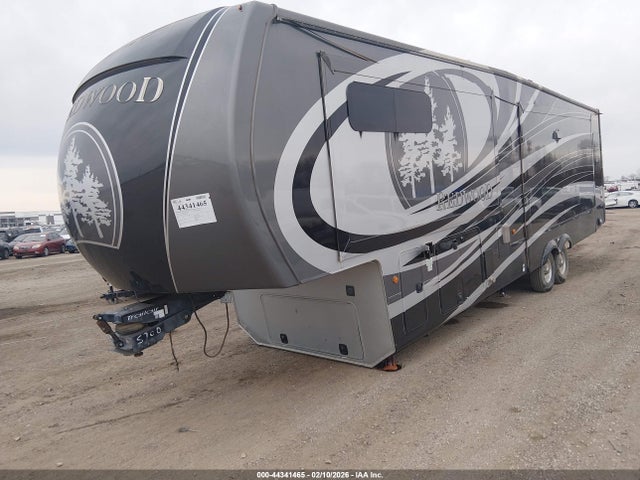 Aukcja sprzedaży 2015 Crossroads 5th Wheel Travel Trailer, vin: 4V0FC362XFR005700, numer aukcji: 44341465