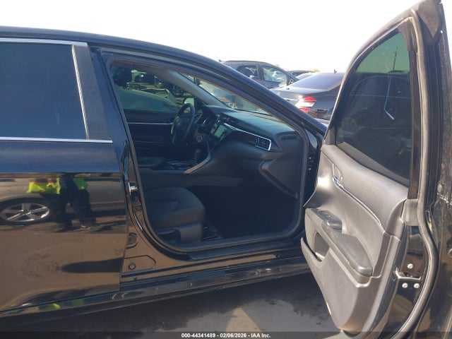 JTNB11HK0J3015742 Toyota CAMRY LE