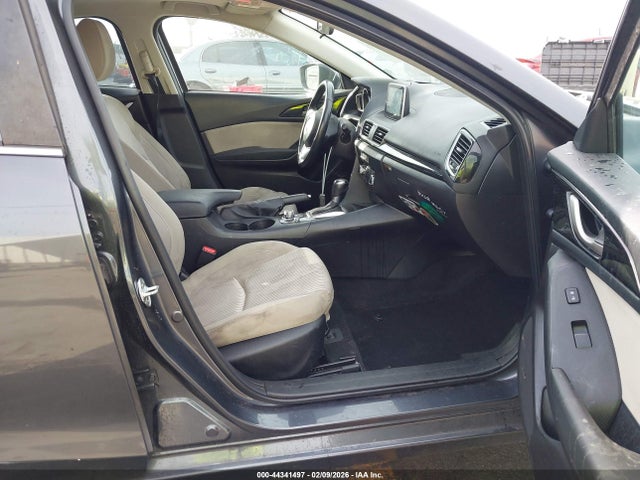 3MZBM1V79FM225254 Mazda Mazda3 I Touring