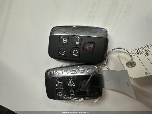 2016 JAGUAR XF SAJBM4BV2GCY21723 Photo 10