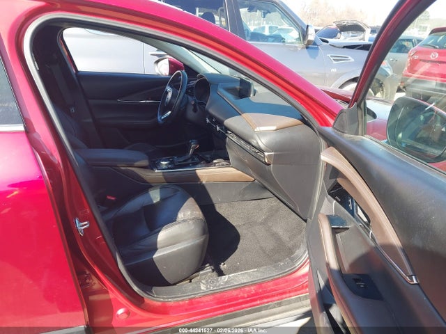 44341527 :رقم المزاد ، 3MVDMBEM7LM110251 vin ، 2020 Mazda Cx-30 Premium Package مزاد بيع
