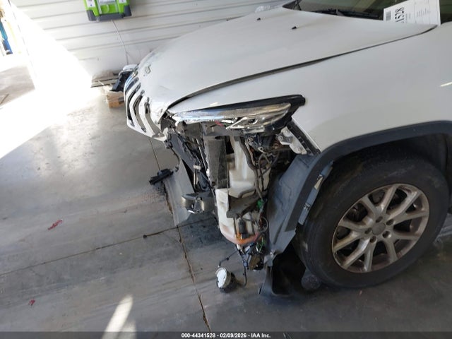 Aukcja sprzedaży 2015 Jeep Cherokee Latitude, vin: 1C4PJMCS5FW559422, numer aukcji: 44341528