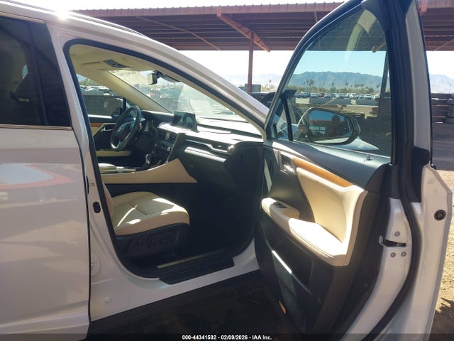 Продажа на аукционе авто 2022 Lexus Rx 350, vin: 2T2HZMAA2NC248668, номер лота: 44341592