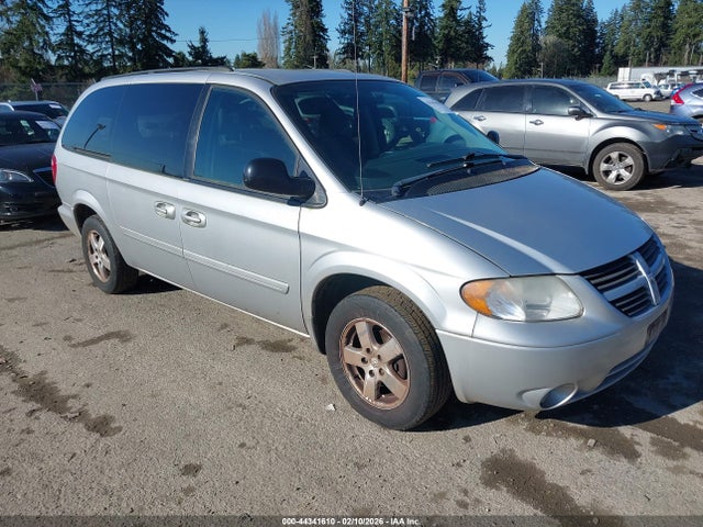 44341610 :رقم المزاد ، 2D4GP44L55R382581 vin ، 2005 Dodge Grand Caravan Sxt مزاد بيع
