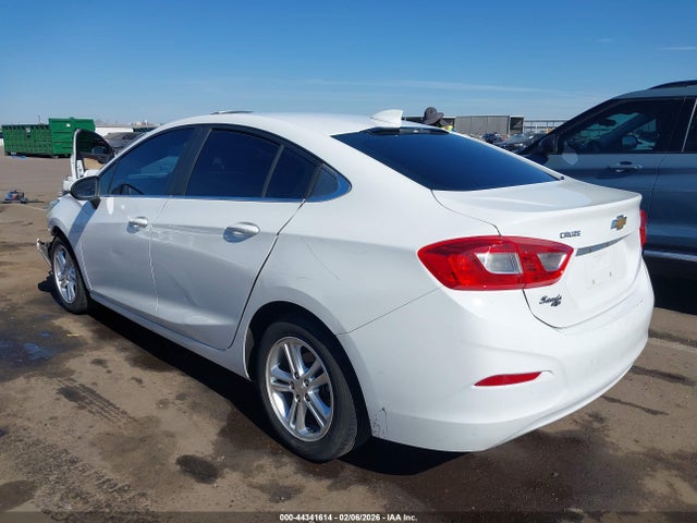 1G1BE5SM4H7232474 Chevrolet Cruze Lt Auto