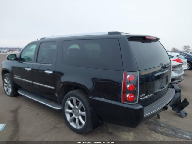 2009 Gmc Yukon Xl 1500 Denali მანქანა იყიდება აუქციონზე, vin: 1GKFK06229R210707, აუქციონის ნომერი: 44341618