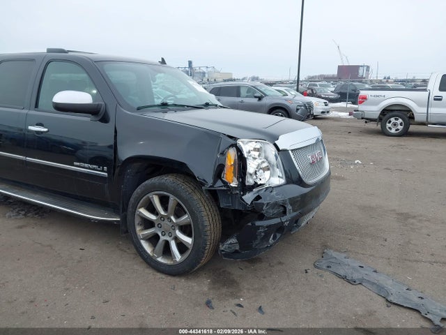2009 Gmc Yukon Xl 1500 Denali მანქანა იყიდება აუქციონზე, vin: 1GKFK06229R210707, აუქციონის ნომერი: 44341618