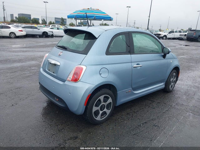 2015 FIAT 500E 3C3CFFGEXFT594046 Photo 3
